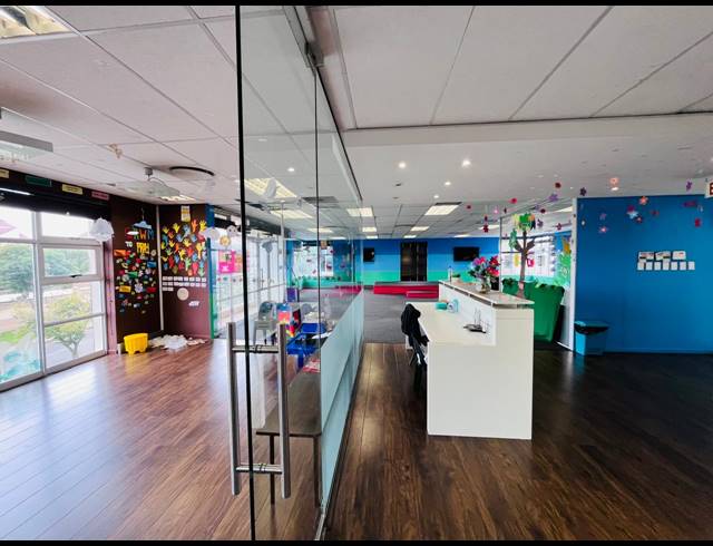 558M² OFFICE FOR SALE IN FOURWAYS